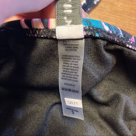 NWT Kuleana Swimsuit Tropical 2 Piece Bikini Bandeau Ruffle Top Bottoms Small - Picture 13 of 14